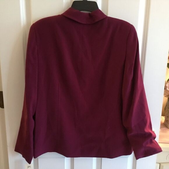 NWT. Koret Brand Women’s Size 8 Wine Colored Jacket - Picture 10 of 12